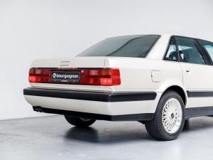 Audi V8 1990 года  (EU)
